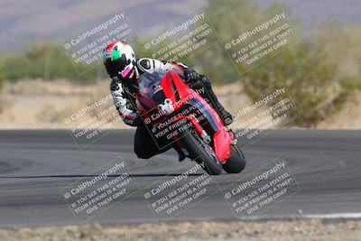 media/Nov-05-2022-SoCal Trackdays (Sat) [[f8d9b725ab]]/Turn 5 (940am)/